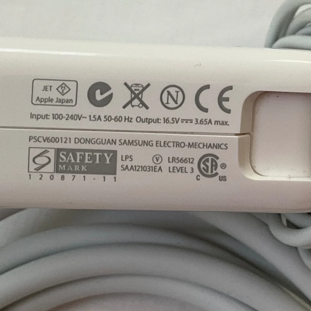 APPLE MacBook MagSafe Power Adapter/Charger & Extension Power Cord